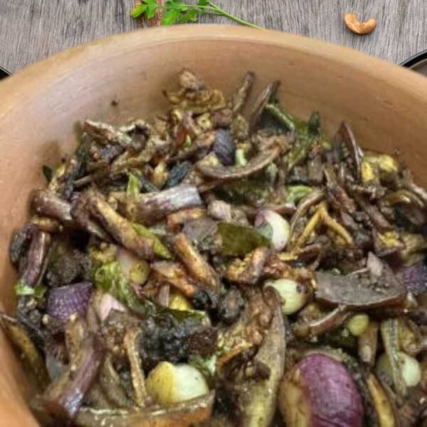 Brinjal Moju with Fried Sprats – 650ml Curry Pack