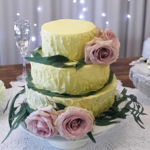 Butter cake with butter icing 1.5Kg